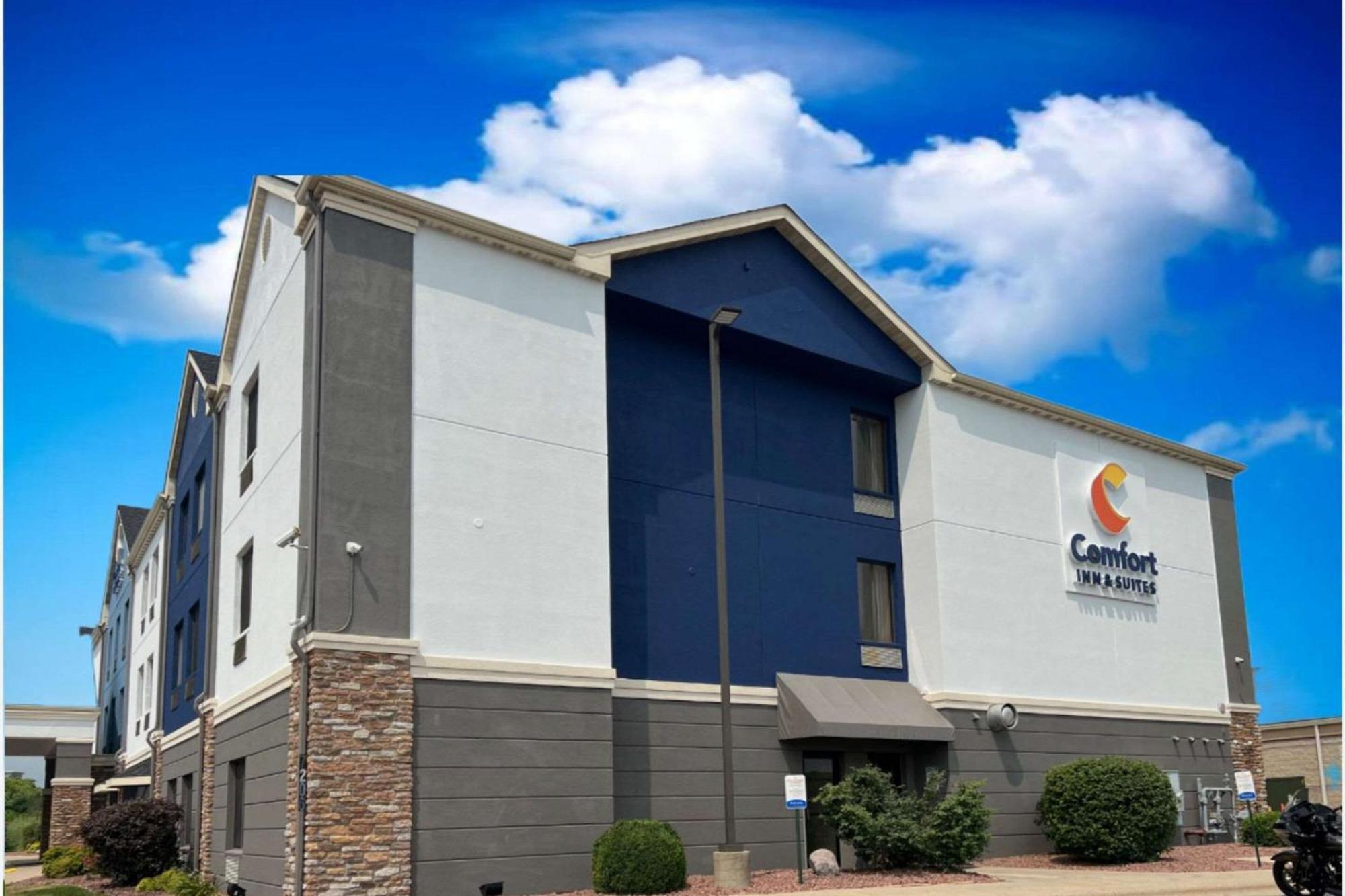 Comfort Inn & Suites Kenosha Exterior foto