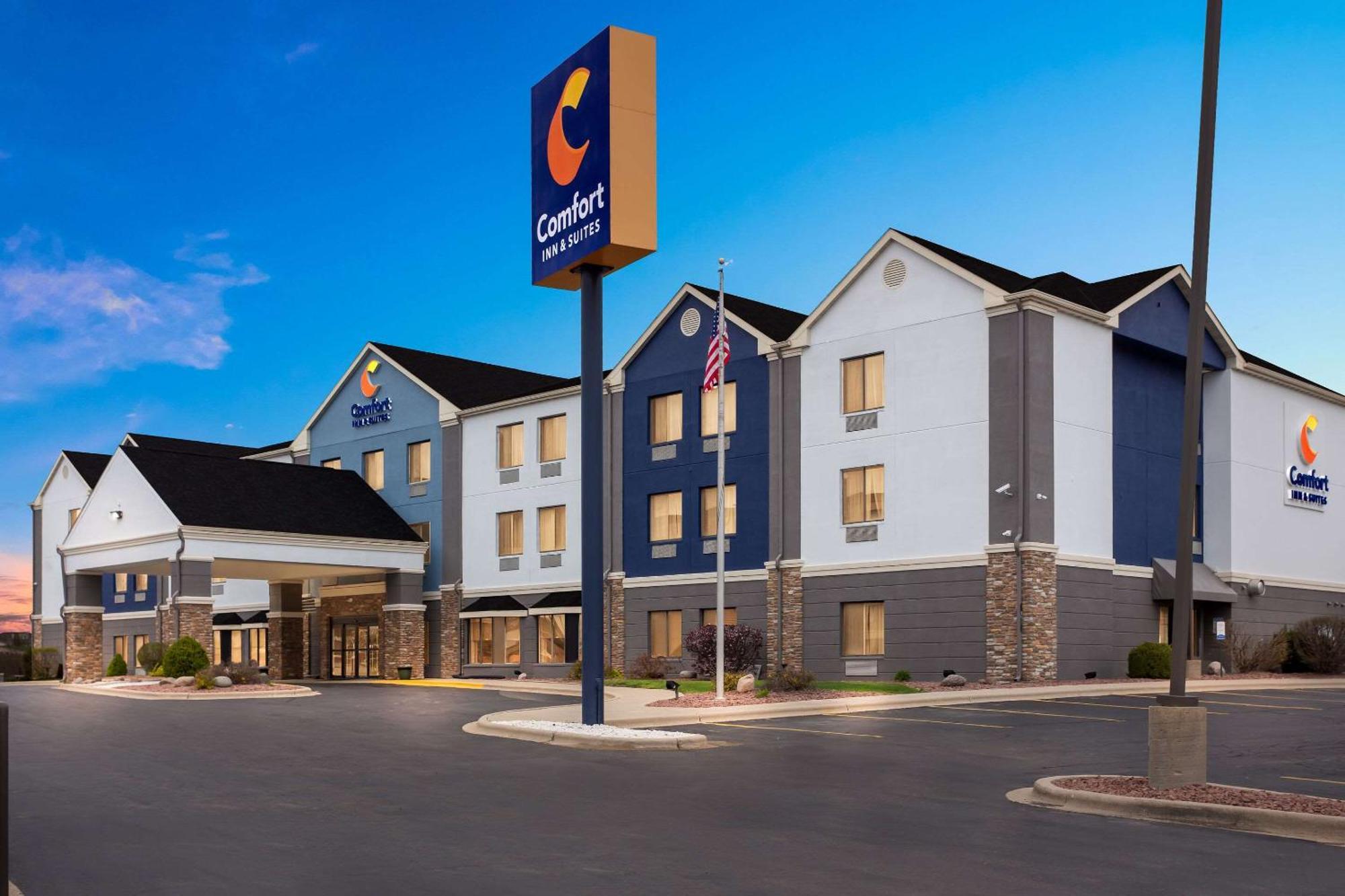 Comfort Inn & Suites Kenosha Exterior foto